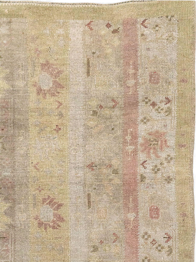 Antique Ghiordes Gallery Rug, No. 16114