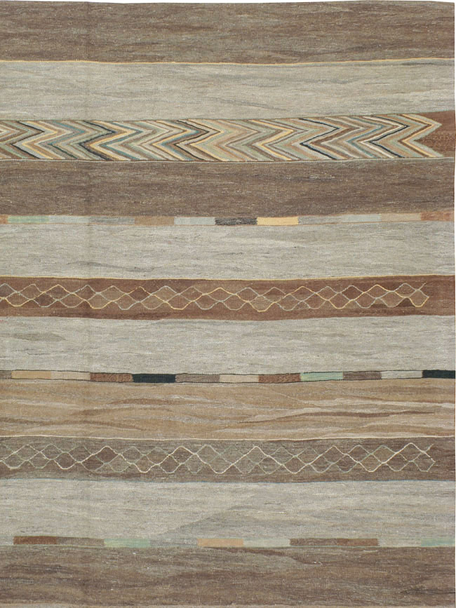 Modern Turkish Flatweave carpet, No. 17370