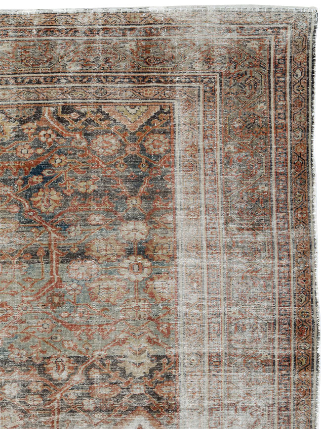 Antique Persian Malayer Distressed Carpet, No.24791 - Galerie Shabab