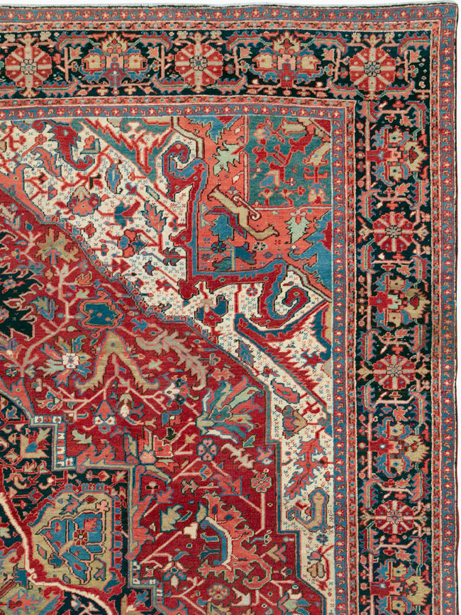 Antique Persian Heriz Carpet, No.27299 - Galerie Shabab