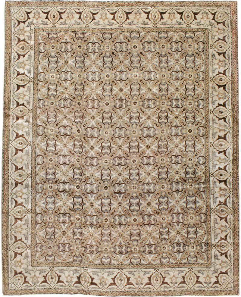 Antique Indian Lahore Room Size Carpet, No. 8258